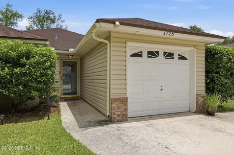 1725 Ashmore Green Drive Jacksonville FL 32246
