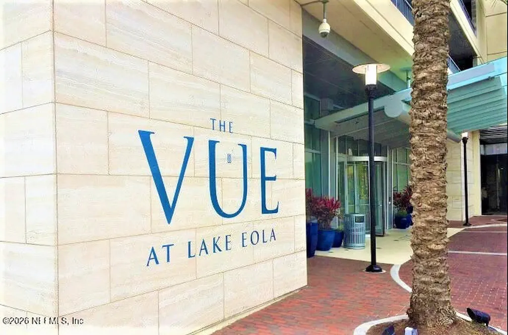 150 E Robinson Street Orlando FL 32801