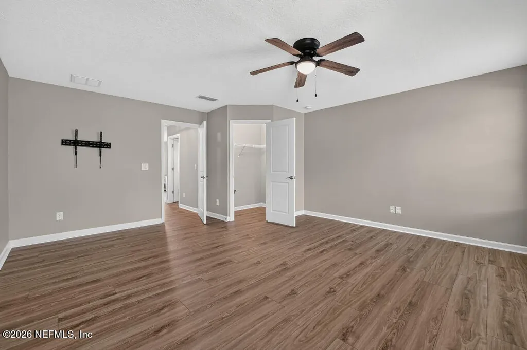 161 S Coopers Hawk Way Palm Coast FL 32164