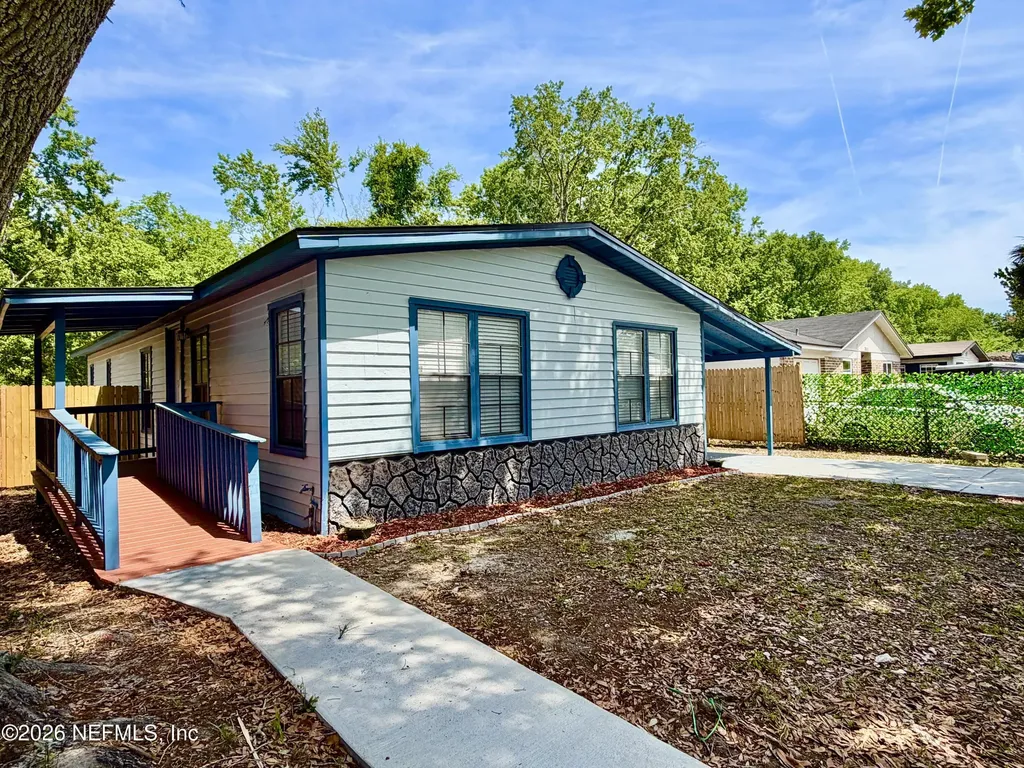 7611 Mccowan Drive Jacksonville FL 32244