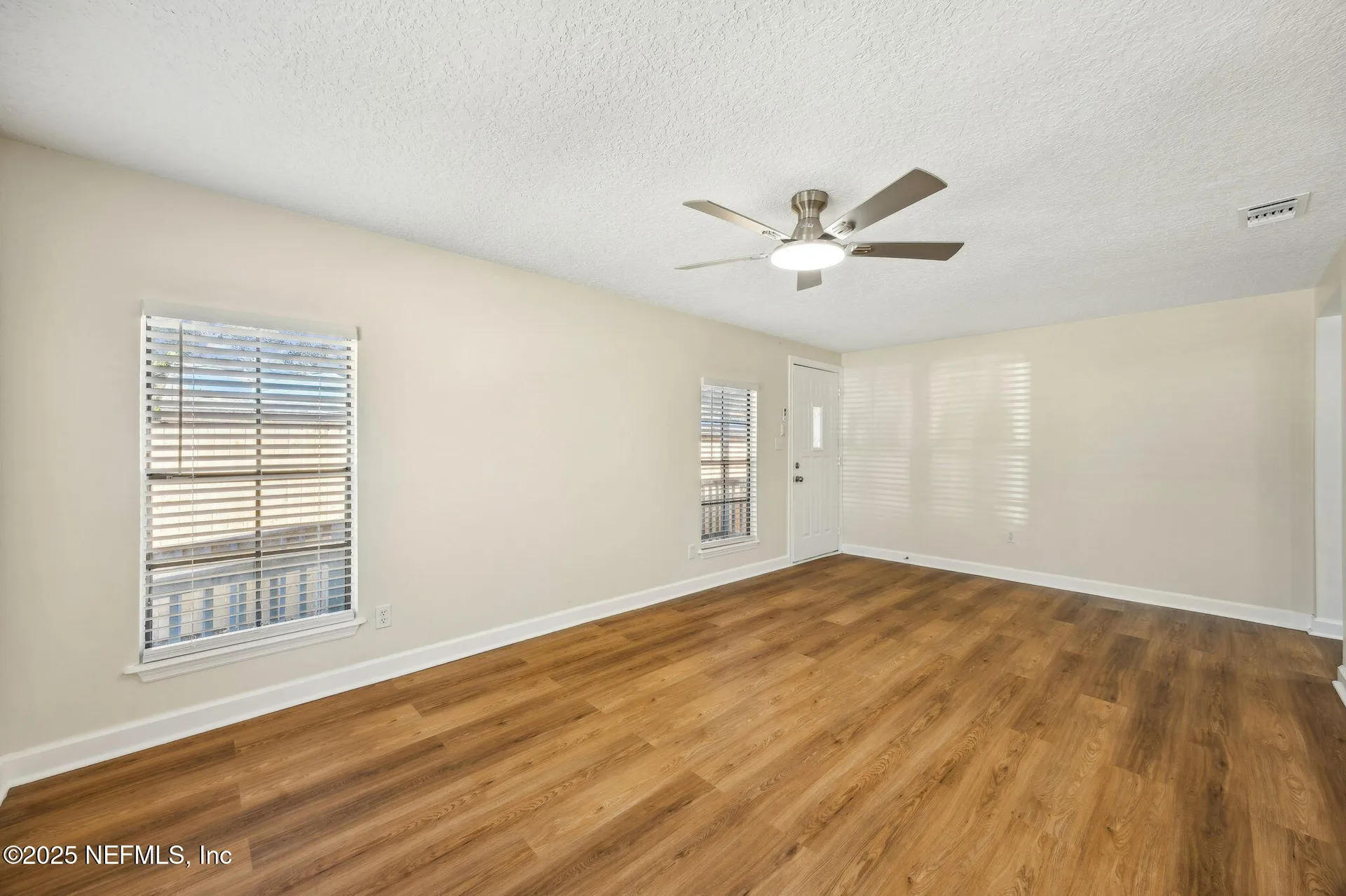 7611 Mccowan Drive Jacksonville FL 32244