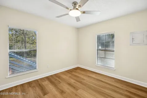 7611 Mccowan Drive Jacksonville FL 32244
