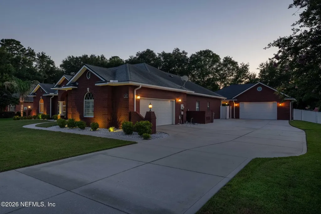 1108 Evening Stroll Lane Jacksonville FL 32221