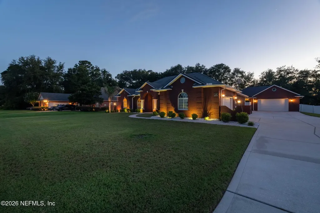 1108 Evening Stroll Lane Jacksonville FL 32221