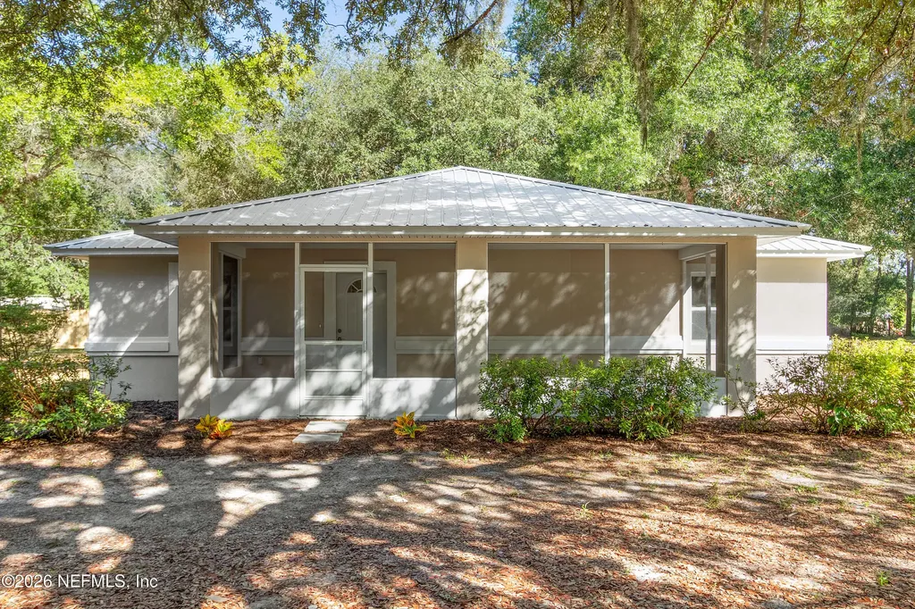 139 Lake Street Pomona Park FL 32181