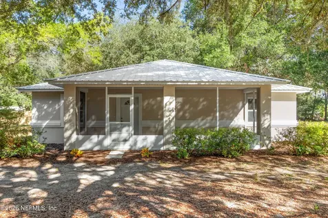139 Lake Street Pomona Park FL 32181