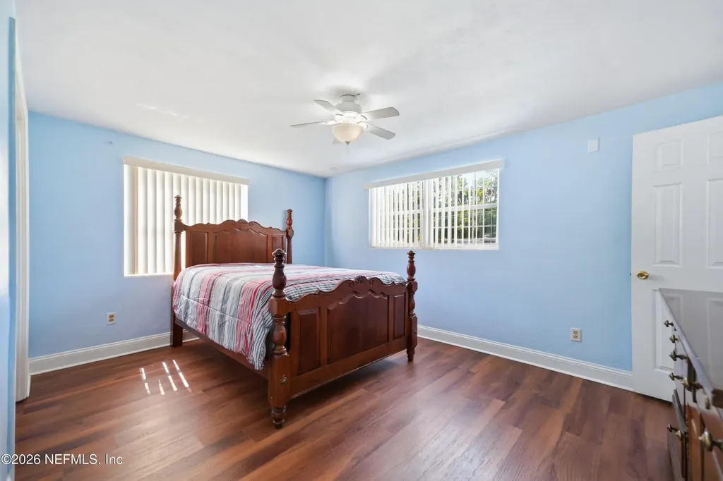 5162 Spring Glen Road Jacksonville FL 32207