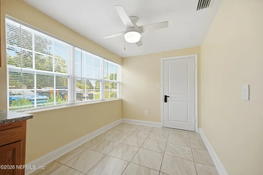 5162 Spring Glen Road Jacksonville FL 32207