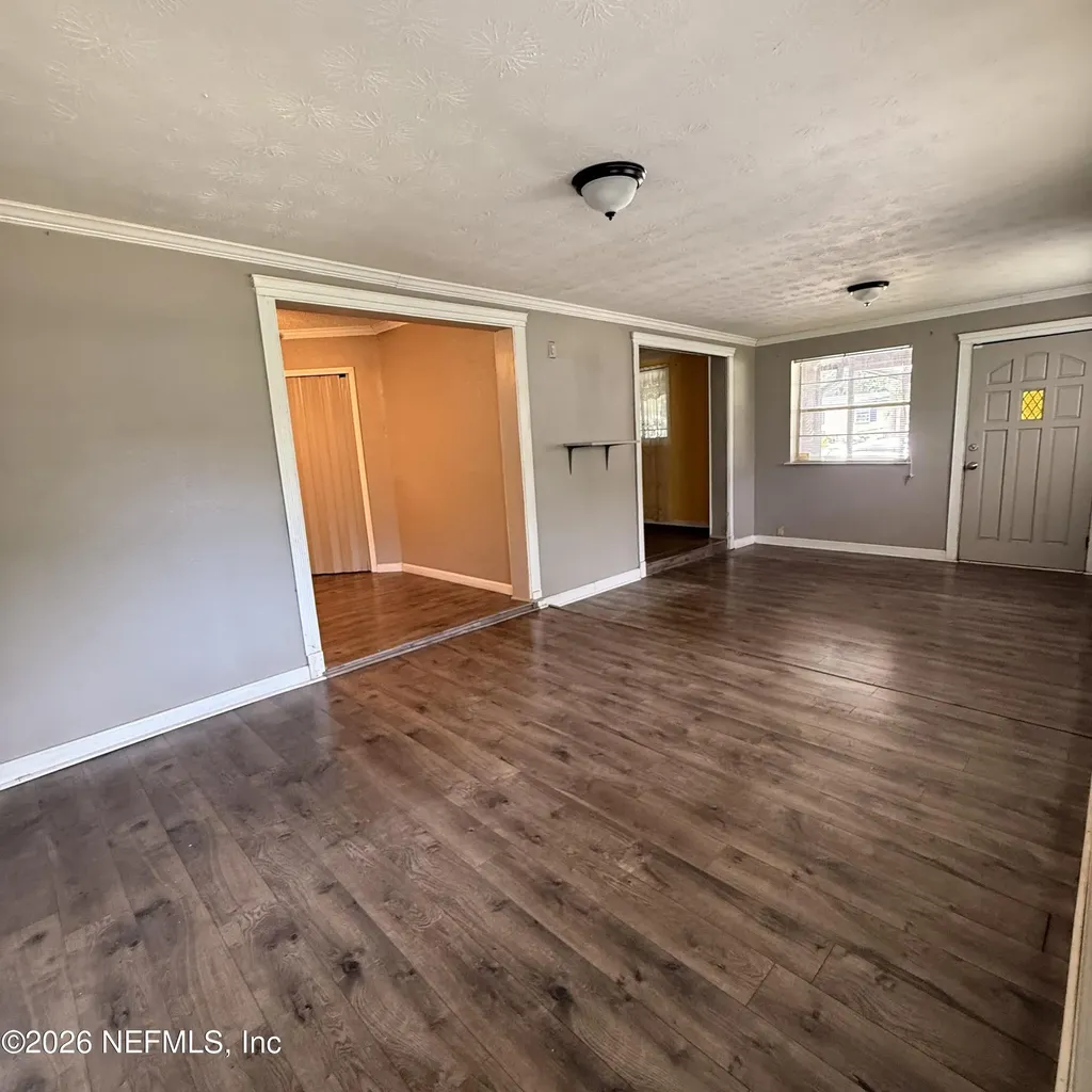 6752 Miss Muffet Lane N Jacksonville FL 32210