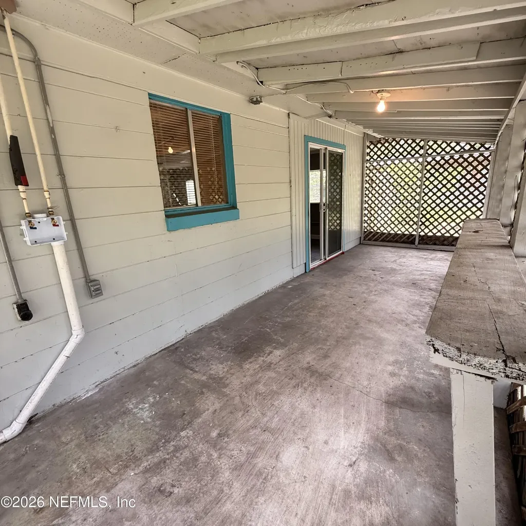 6752 Miss Muffet Lane N Jacksonville FL 32210