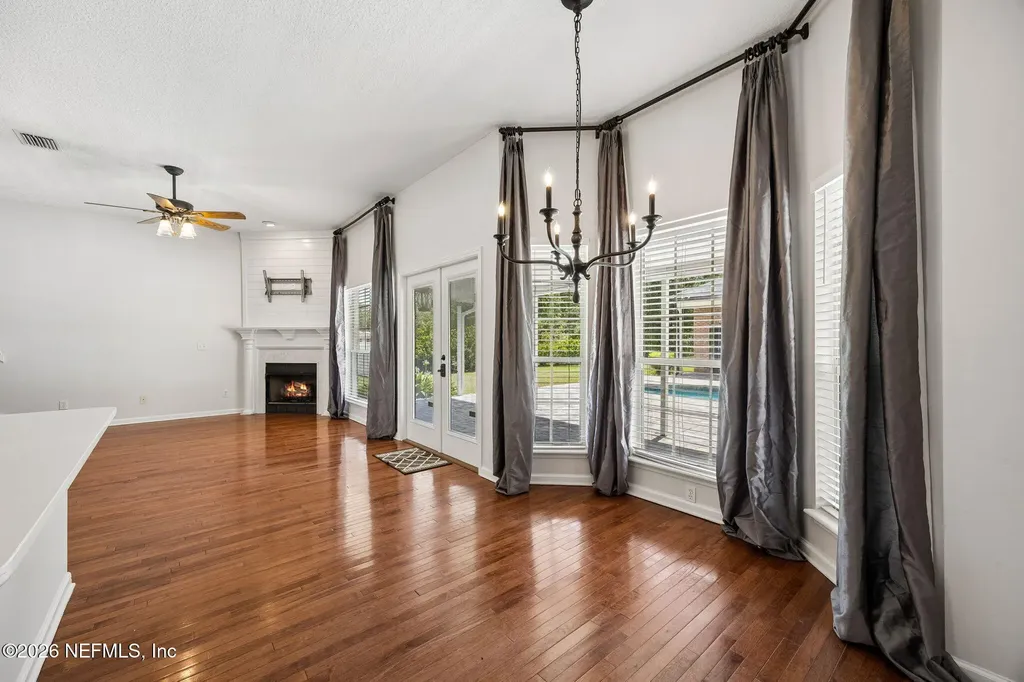 4270 Live Oak Lane Macclenny FL 32063