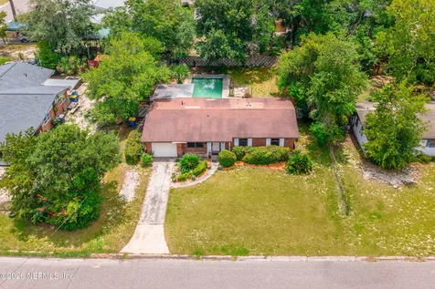 918 Bacall Road Jacksonville FL 32218