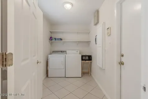 3653 Newcastle Creek Drive Jacksonville FL 32277