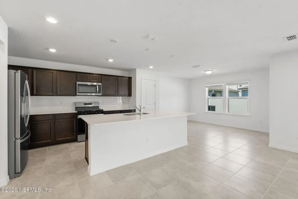 6991 Sandperch Street Jacksonville FL 32244