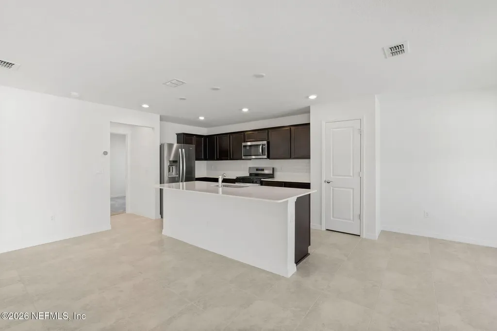 6991 Sandperch Street Jacksonville FL 32244