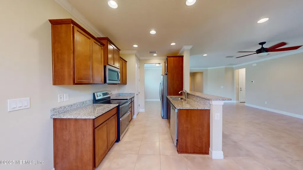 29 Lakefront Lane St. Augustine FL 32095