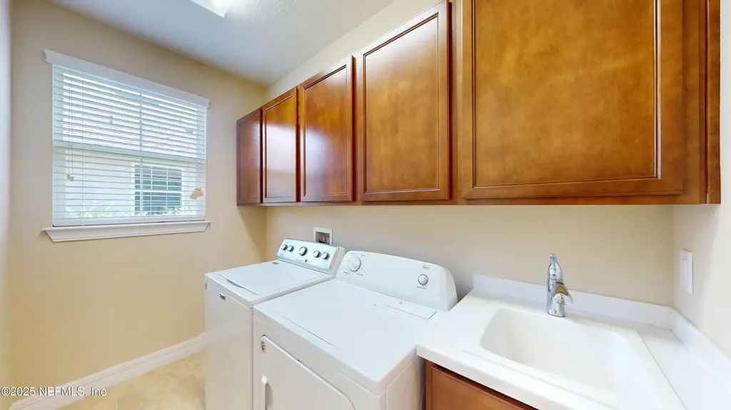29 Lakefront Lane St. Augustine FL 32095