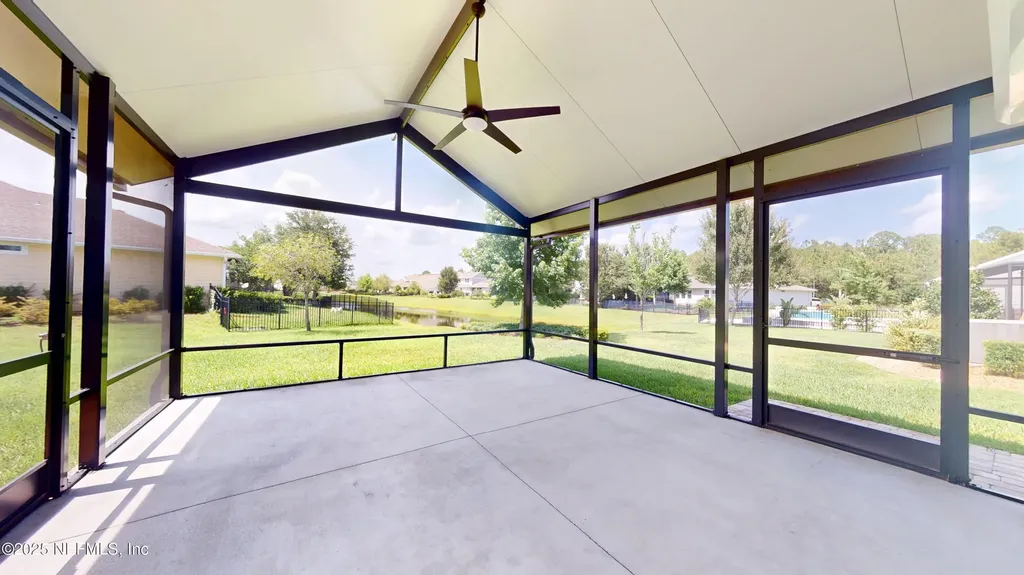 29 Lakefront Lane St. Augustine FL 32095