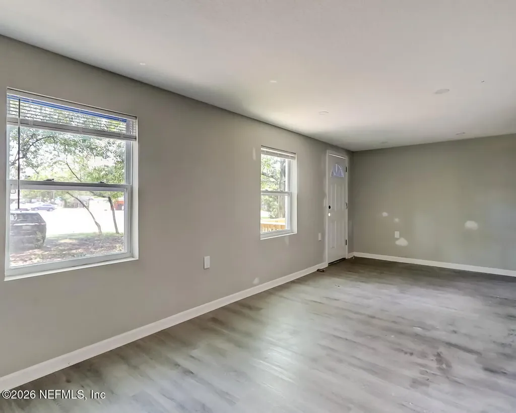 9762 Bayview Avenue Jacksonville FL 32208