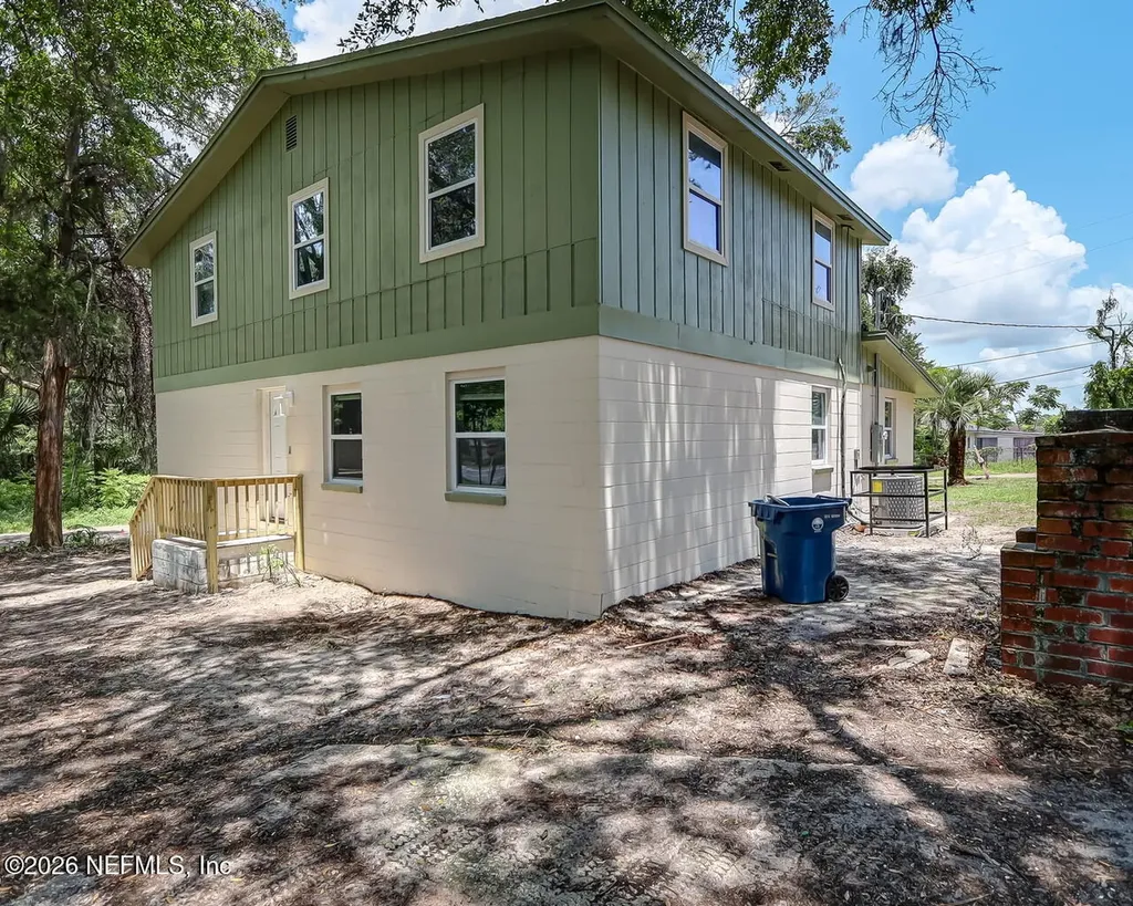9762 Bayview Avenue Jacksonville FL 32208