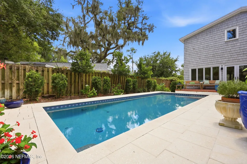2769 White Oak Lane Jacksonville FL 32207