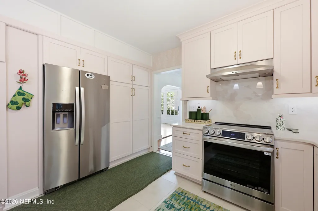 2769 White Oak Lane Jacksonville FL 32207