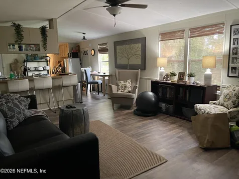112 Violet Circle Interlachen FL 32148