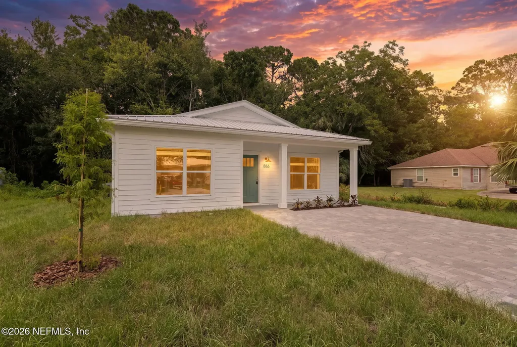 886 W 3rd Street St. Augustine FL 32084