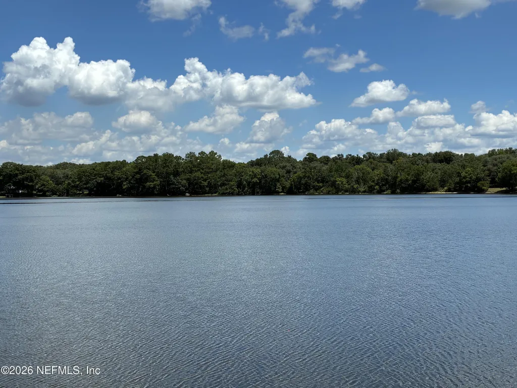 254 Old Woods Road Interlachen FL 32148