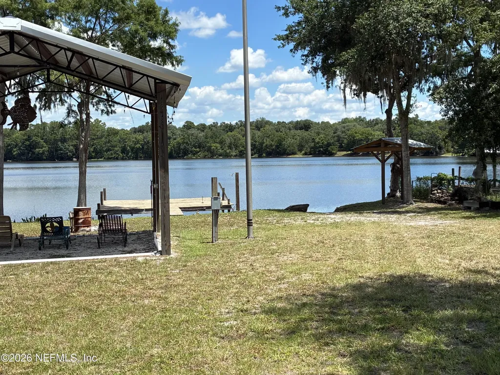 254 Old Woods Road Interlachen FL 32148