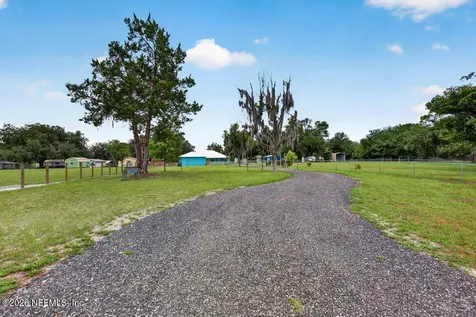 254 Old Woods Road Interlachen FL 32148