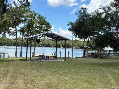 254 Old Woods Road Interlachen FL 32148