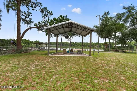 254 Old Woods Road Interlachen FL 32148