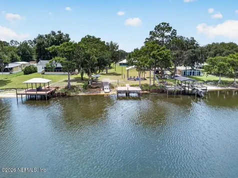 254 Old Woods Road Interlachen FL 32148