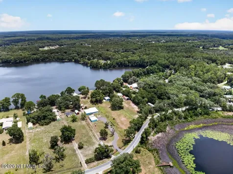 254 Old Woods Road Interlachen FL 32148