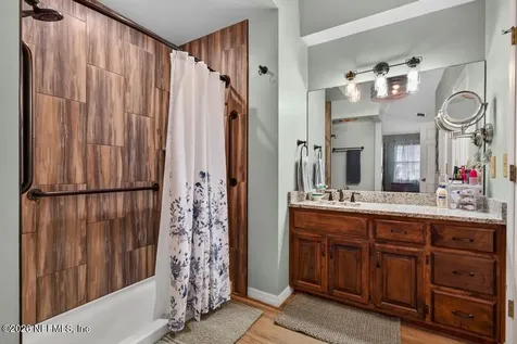 254 Old Woods Road Interlachen FL 32148