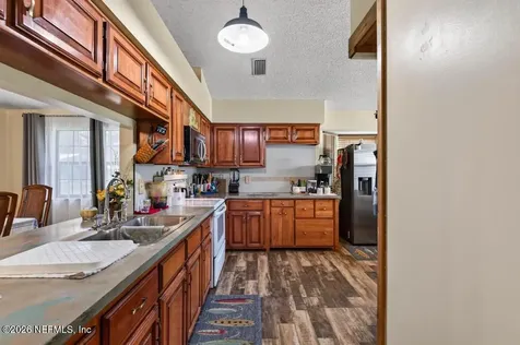 254 Old Woods Road Interlachen FL 32148