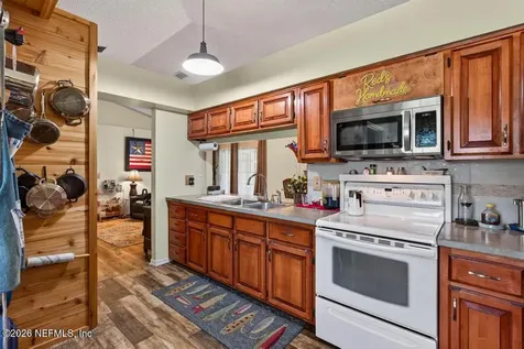254 Old Woods Road Interlachen FL 32148
