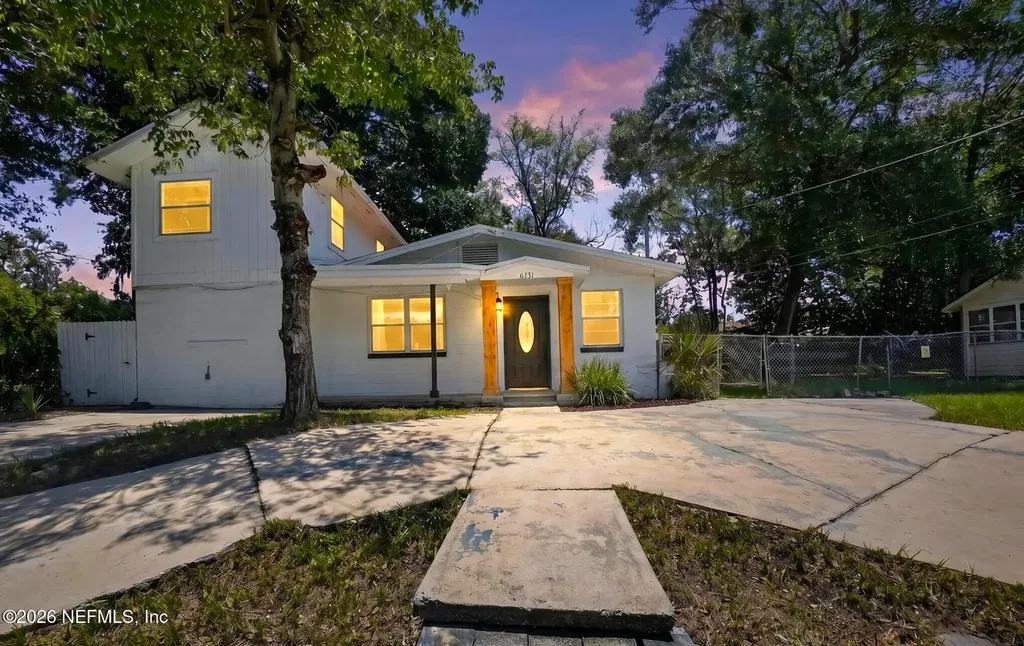 6751 Perry Street Jacksonville FL 32208