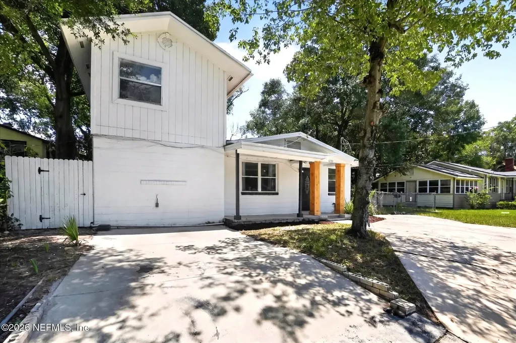 6751 Perry Street Jacksonville FL 32208