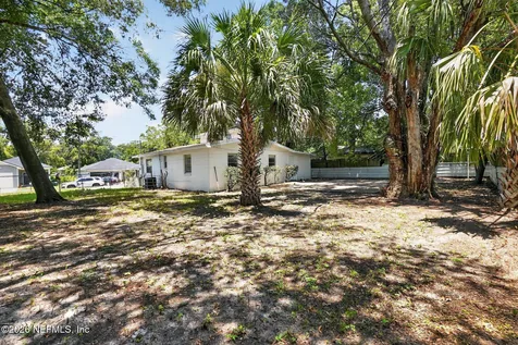 6751 Perry Street Jacksonville FL 32208