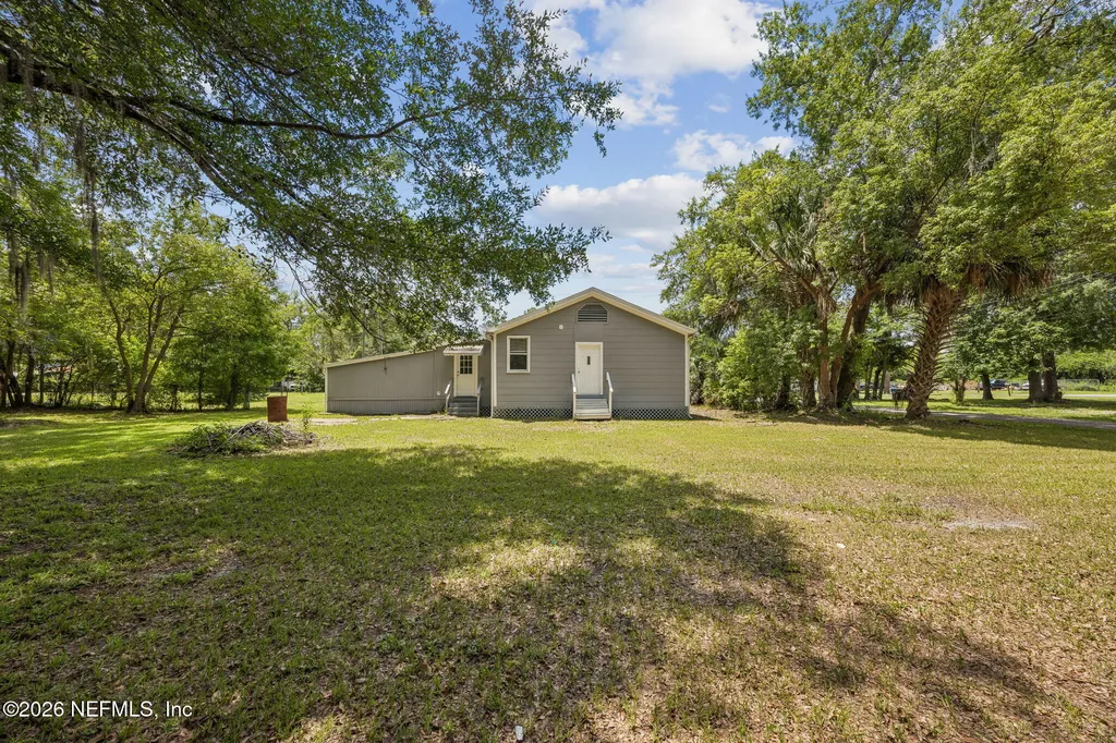 173 W Mciver Avenue Macclenny FL 32063