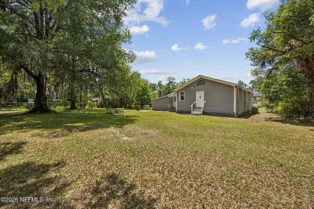 173 W Mciver Avenue Macclenny FL 32063