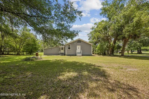 173 W Mciver Avenue Macclenny FL 32063