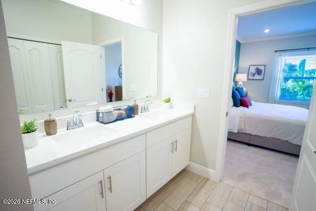 1070 Welda Lane Jacksonville FL 32221