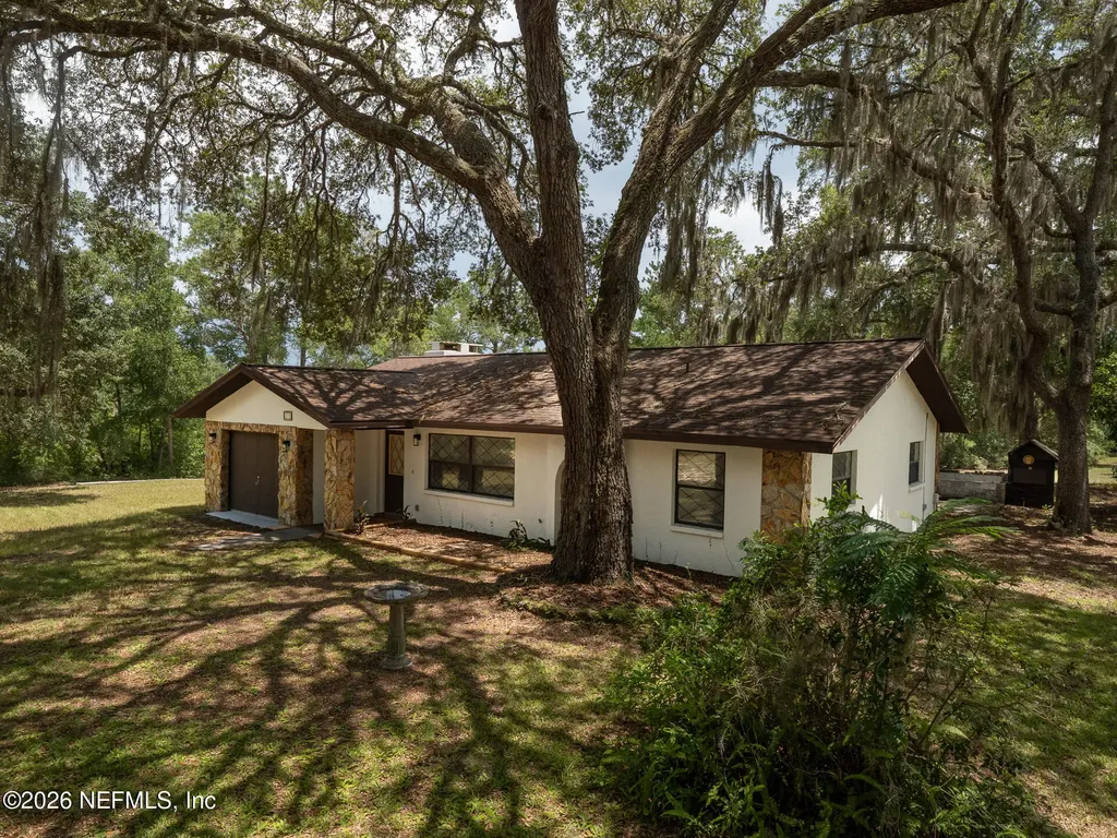 121 Serena Circle Melrose FL 32666