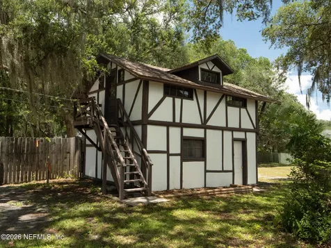 121 Serena Circle Melrose FL 32666