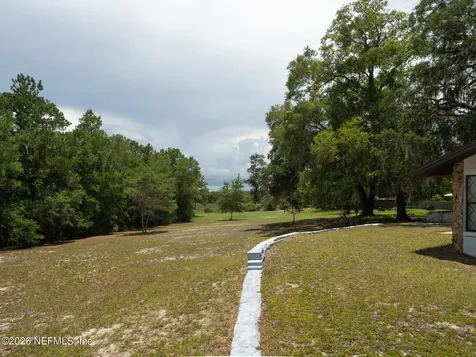 121 Serena Circle Melrose FL 32666