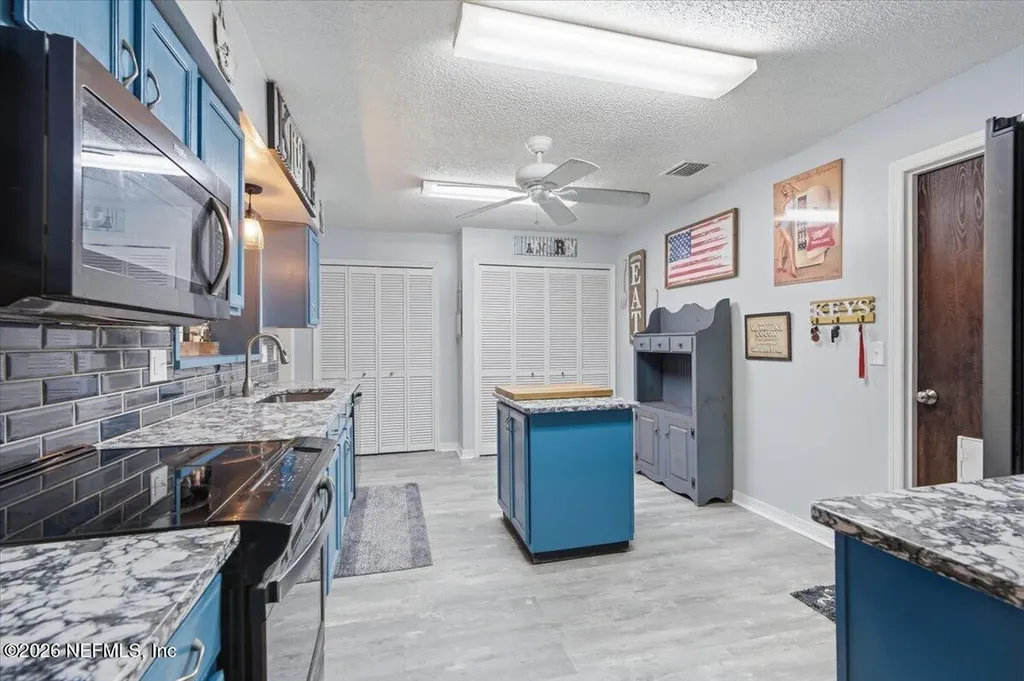 1564 Oak Ridge Drive W Jacksonville FL 32225