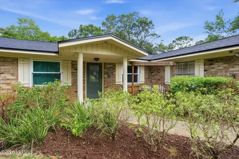 1564 Oak Ridge Drive W Jacksonville FL 32225